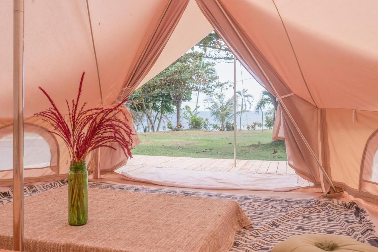 Soka Indah Restaurant & Bungalows Selemadeg  Екстериор снимка