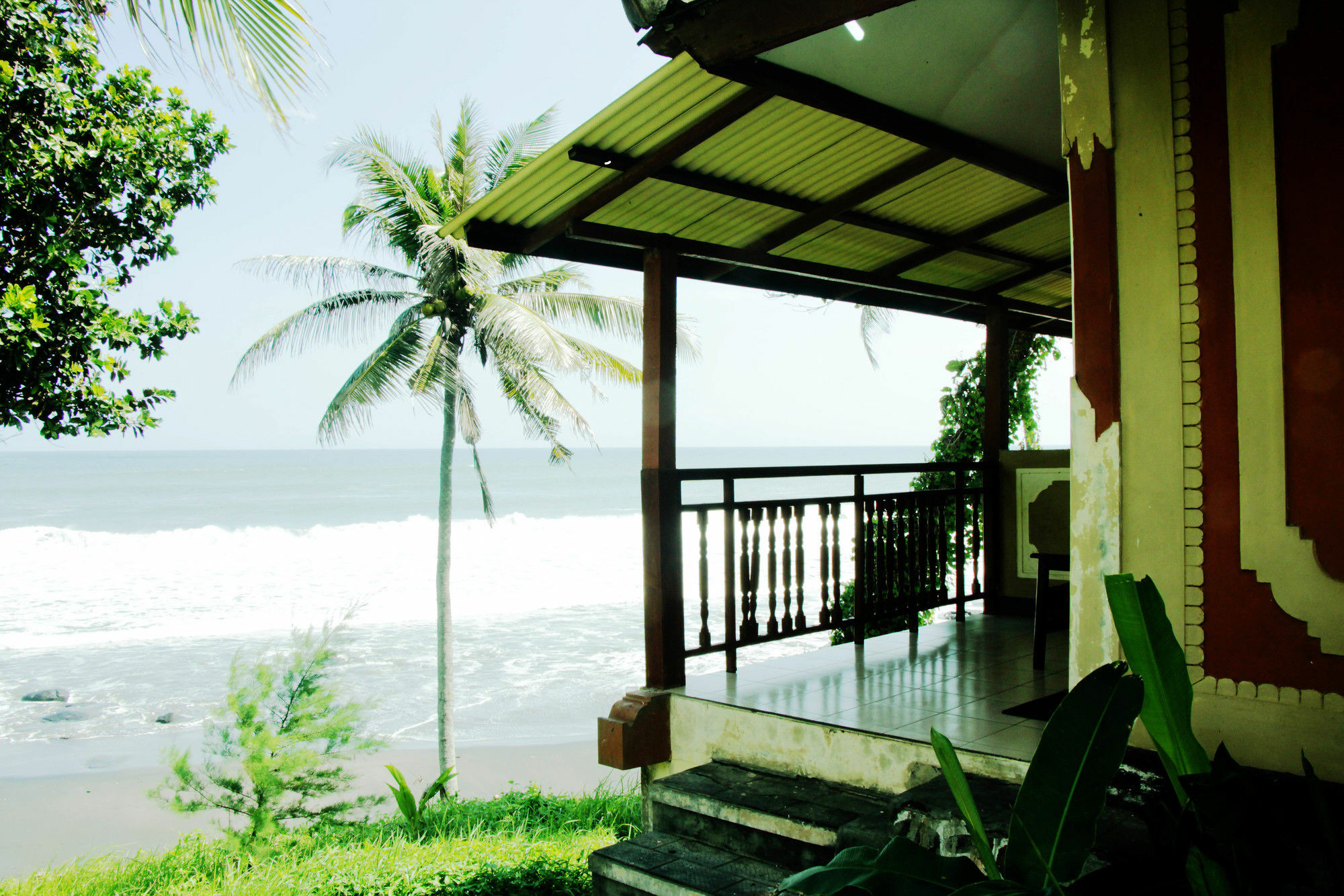 Soka Indah Restaurant & Bungalows Selemadeg  Екстериор снимка
